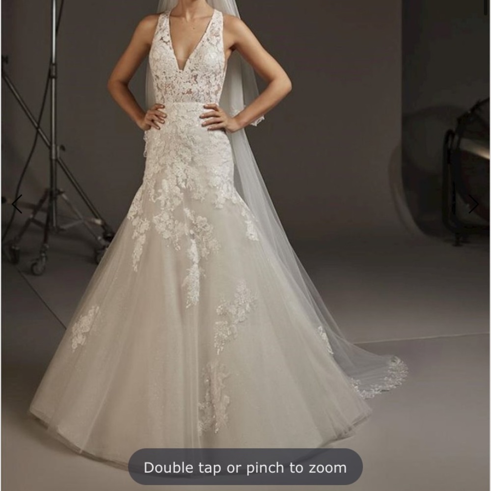 Pronovias wedding dress NWT